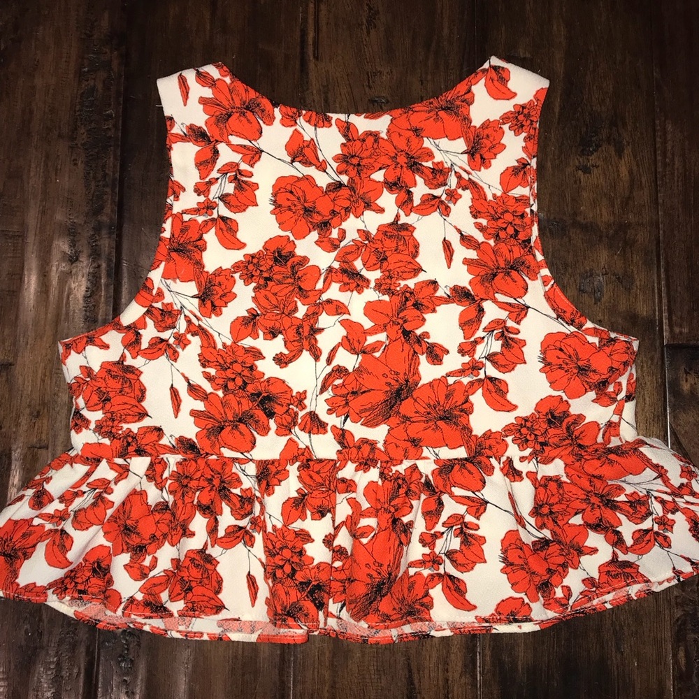 floral crop top never worn